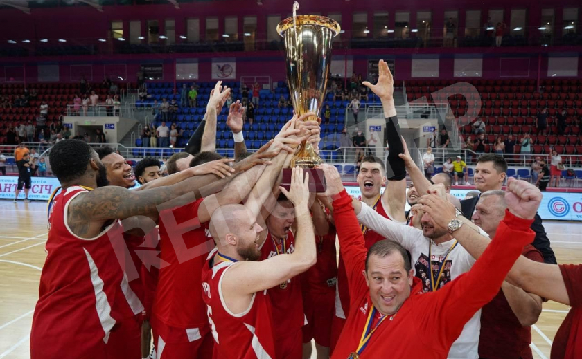 Впервые в истории «Прометей» из Каменского выиграл баскетбольную Суперлигу