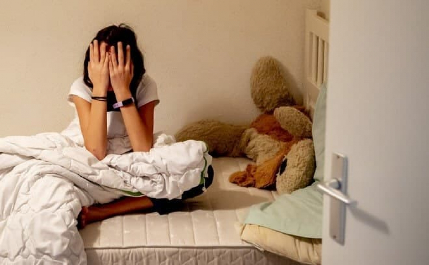 Житель Каменского на протяжении 10 лет насиловал дочерей, угрожая им детским домом