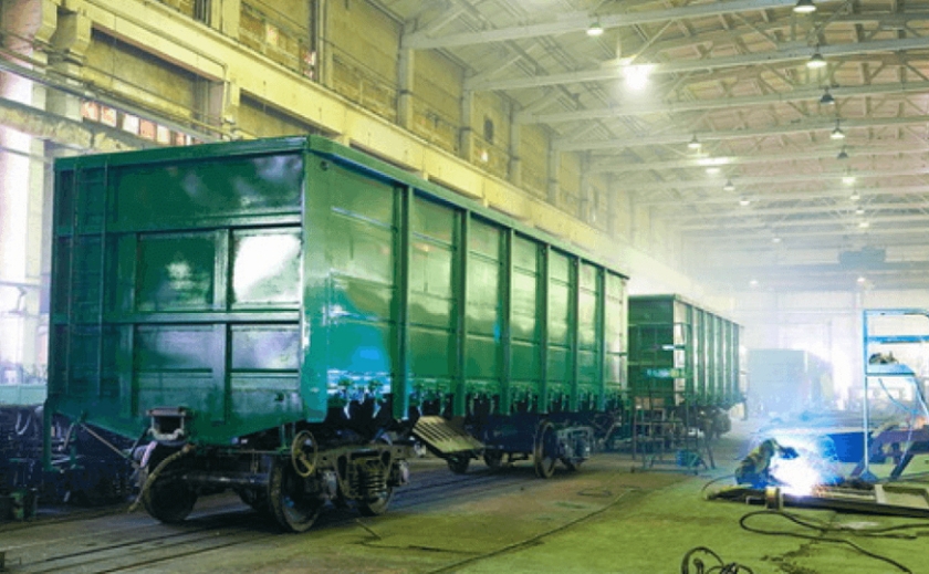 Завод з виробництва вантажних вагонів «Дніпровагонмаш» з Кам’янського змінив керівника
