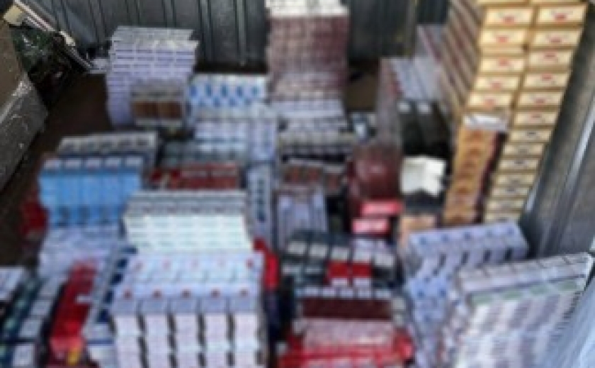У Кам’янському районі поліцейські вилучили з незаконного обігу підакцизних товарів на суму понад 330 тисяч гривень