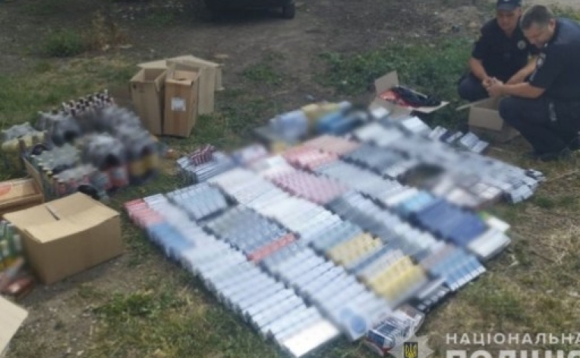 Алкоголь та тютюн на суму майже 420 тисяч гривень: у Кам’янському районі правоохоронці вилучили із незаконного обігу підакцизний товар