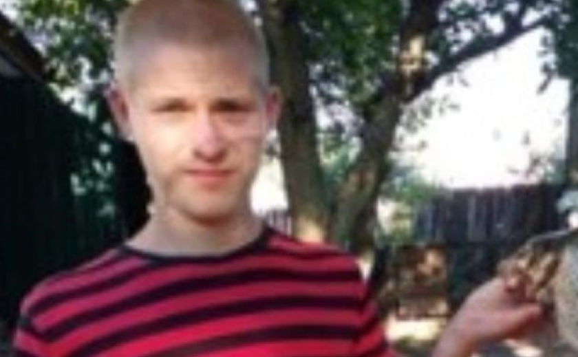 Пішов з дому тиждень тому: у Кам'янському районі розшукують 16-річного Івана Бєлякова