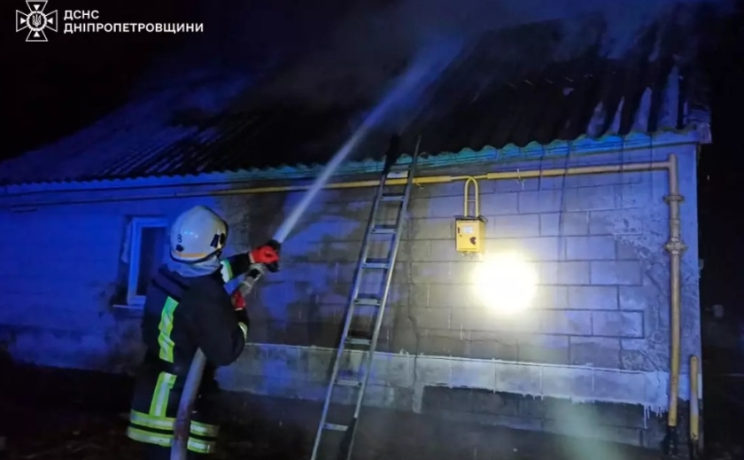 У Кам’янському надзвичайники ліквідували займання житлового будинку