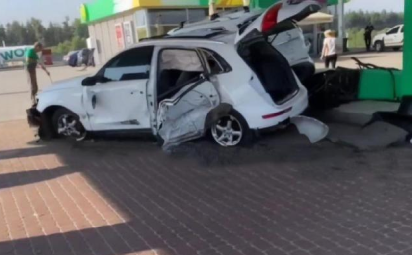 У Кам'янському п'яна водійка Audi в'їхала в Nissan на АЗС: кермувальниці повідомили про підозру