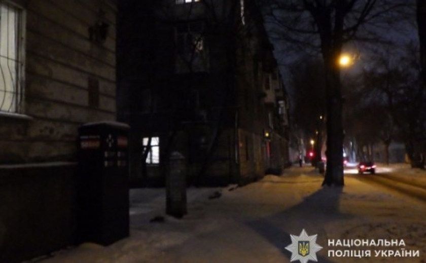За пограбування жінки у Кам’янському перед судом постане 24-річний чоловік