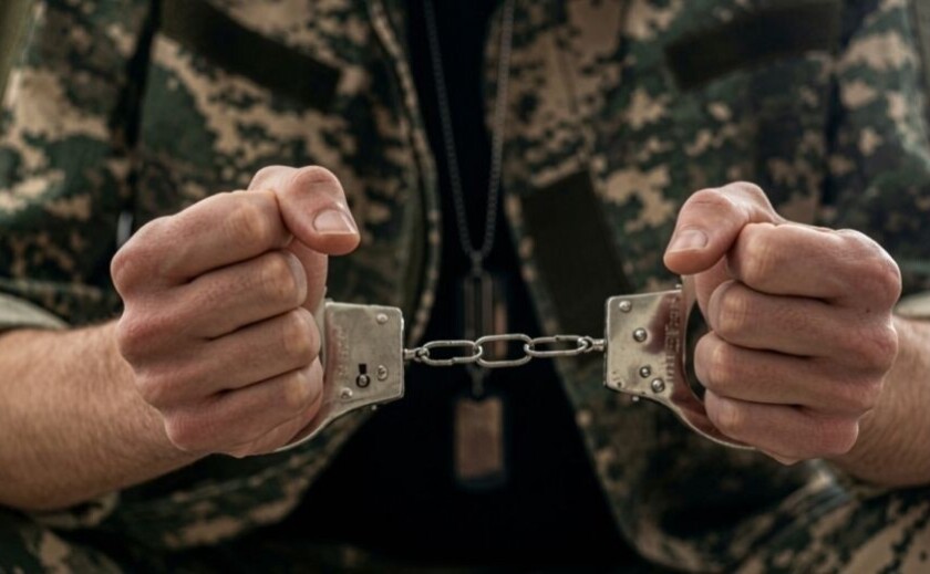 У Кам'янському військового засудили до 5 років тюрми за самовільне залишення частини