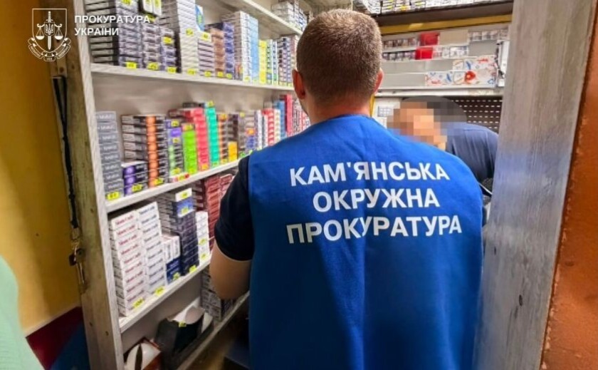 У Кам’янському вилучили майже 30 тисяч пачок підроблених цигарок