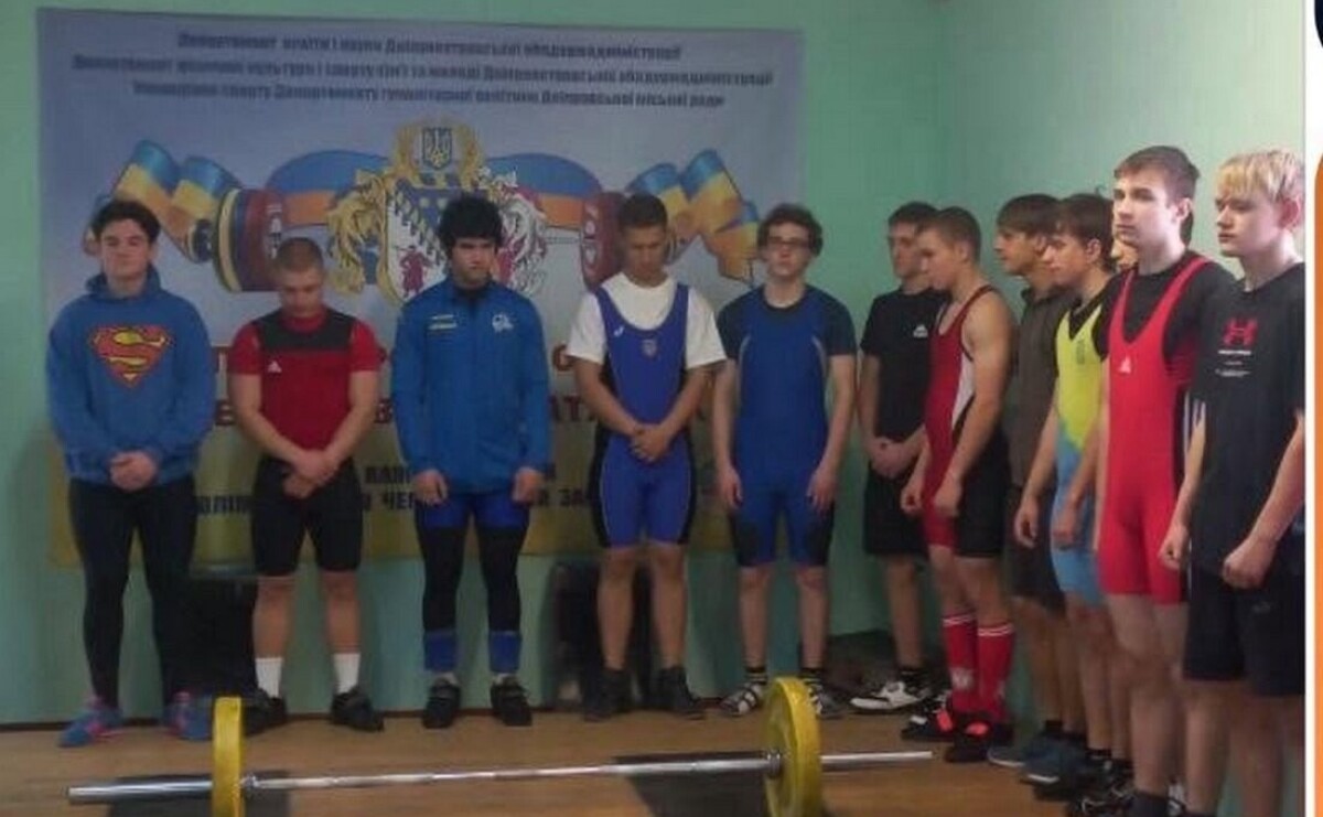 Тяжелоатлеты из Каменского привезли шесть медалей с областного чемпионата