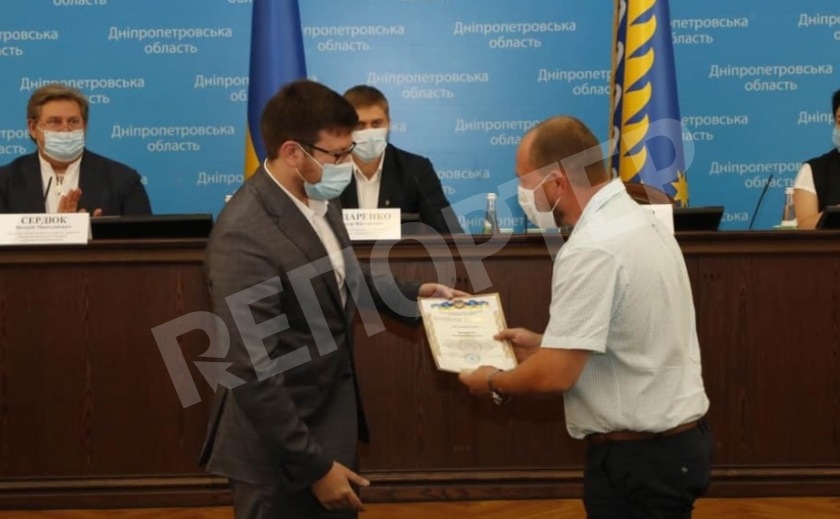Врачу из Каменского вручили госнаграду
